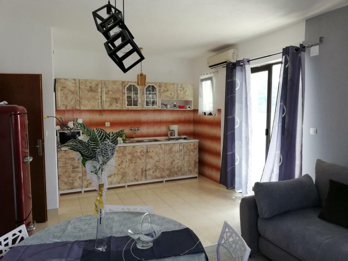 Apartment Stojan A1 Маріна Екстер'єр фото